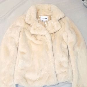 Fashion Nova- Cream Faux Fur Jacket